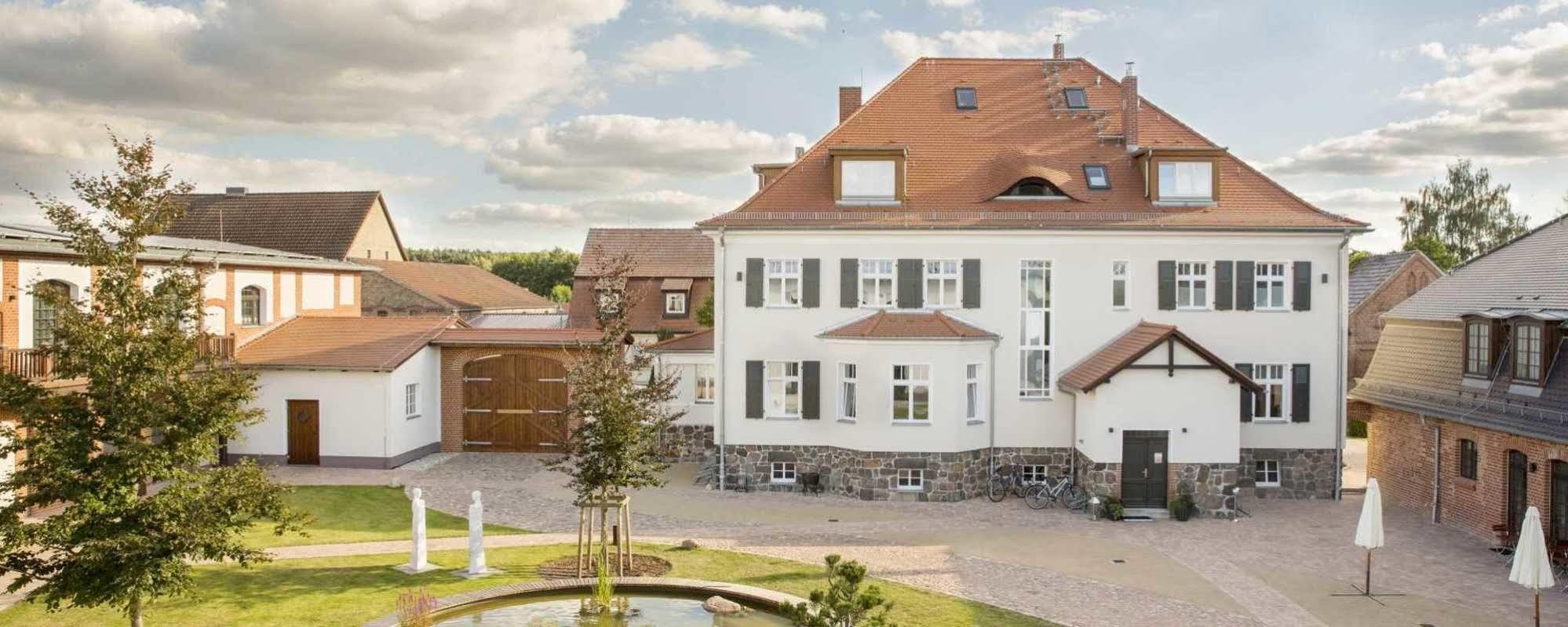 Отель Paulinenhof Бельциг Экстерьер фото